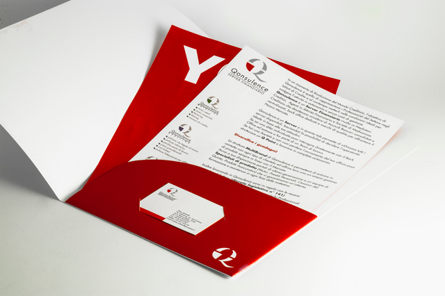 Online printing Qonsulence Folders with pocket: Print: 4 colours front only
Paper: matt coated 350 gsm
Processes: die-cutting
(internal view)