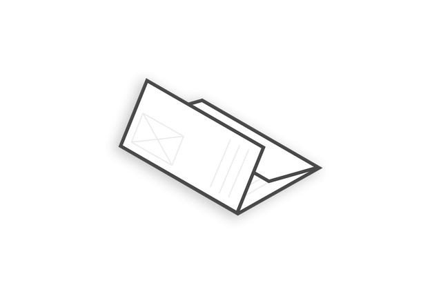 Folded flyers: Check out our guide on how to prepare products with Folds. Follow these tips and the graphic file will be set up correctly!