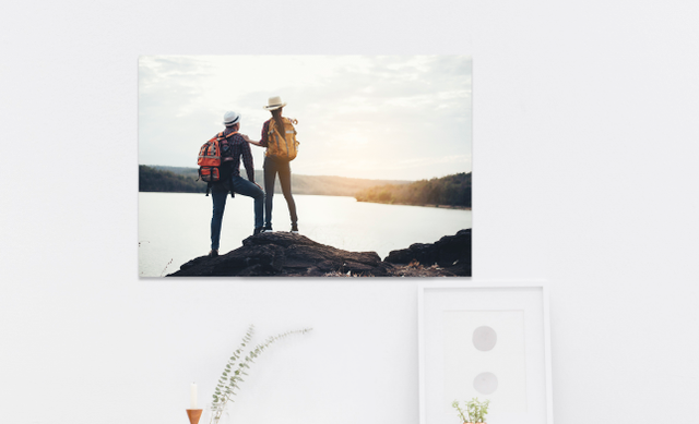Honeycomb cardboard for interior wall mounted photo displays Landscape photo mounted on lightweight honeycomb cardboard for interior wall displays.