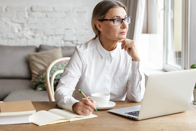 Custom A5 notebooks designed for professionals and creative workers. Perfect for note-taking, planning, and organizing ideas in a compact, portable format. Ideal for offices, remote workers, and anyone seeking a personalized writing solution.