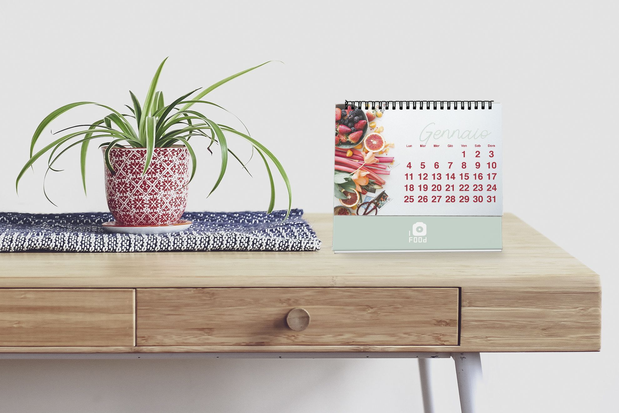 Desk Calendars - Customisable template