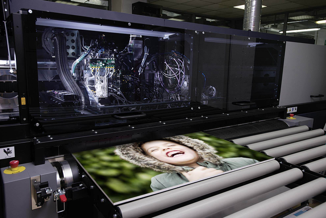 Durst P10: High definition made in Italy, quality you deserve: The **digital printing** of Sprint24.com is a **high-quality professional printing** that uses Italian technology Durst, the best resolution (1000dpi) availabl…