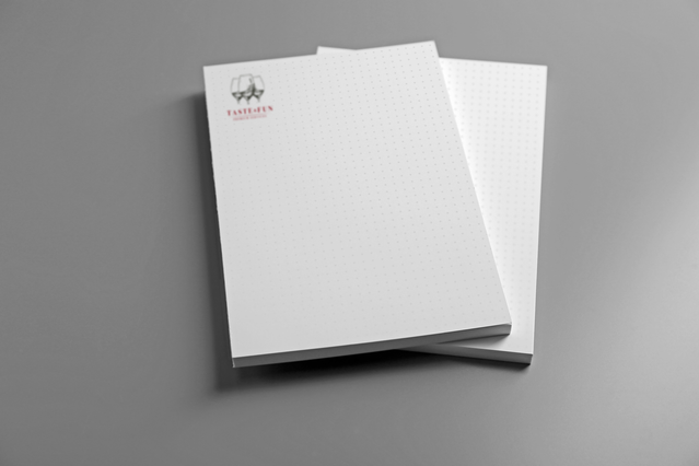 Online printing Eventlab Notebooks: Print: 4 colours
Paper: arcoset 90 gsm
processes: top-edge gluing